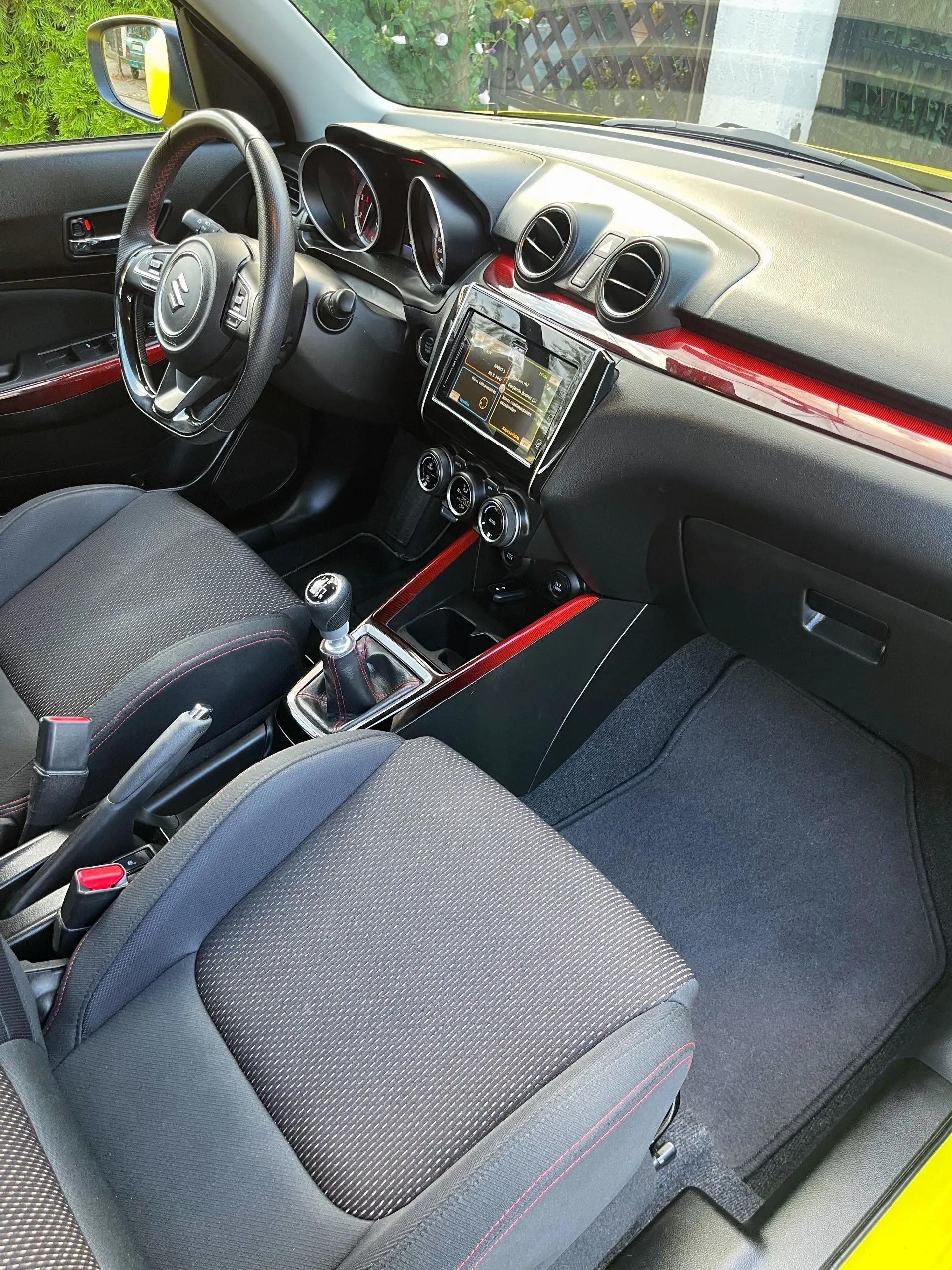 Suzuki Swift 1.4 Boosterjet (7. fotó)