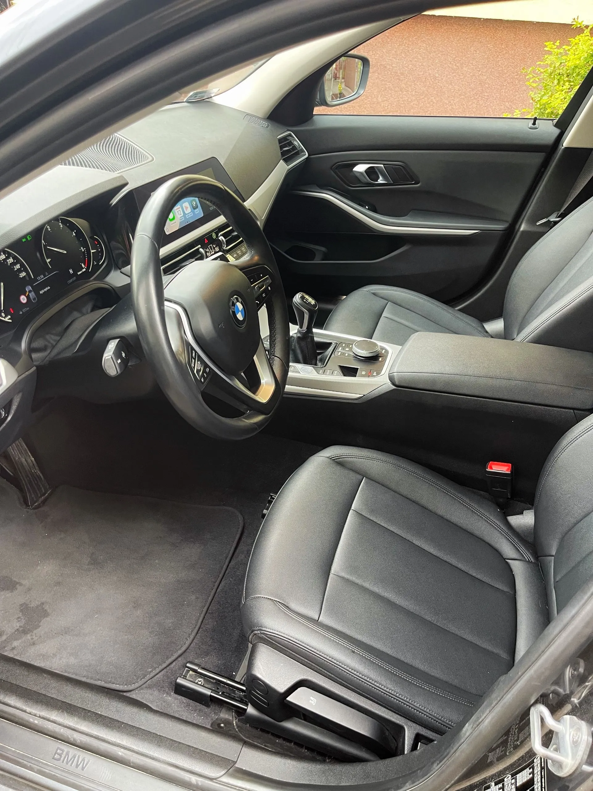 BMW G20 318D (5. fotó)